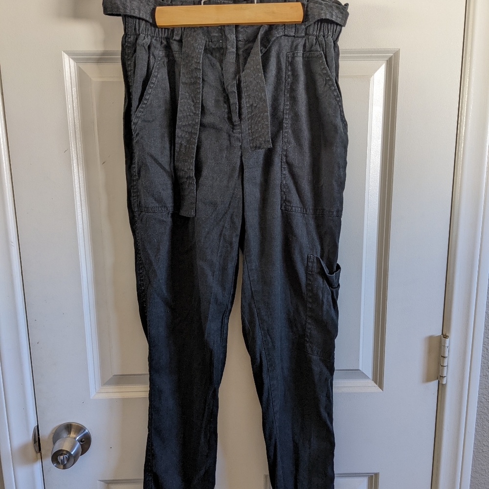 Woven black slacks high paperbag waist and pockets size medium